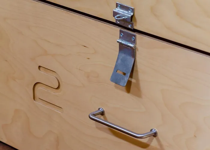 旅馆 里斯本正确之选旅舍 *